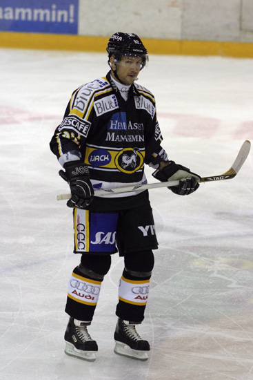 13.10.2004 - (Lukko-Kärpät)