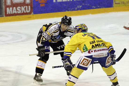 13.10.2004 - (Lukko-Kärpät)