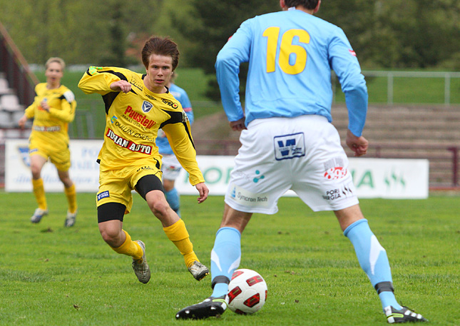 15.5.2011 - (FC PoPa-AC Oulu)