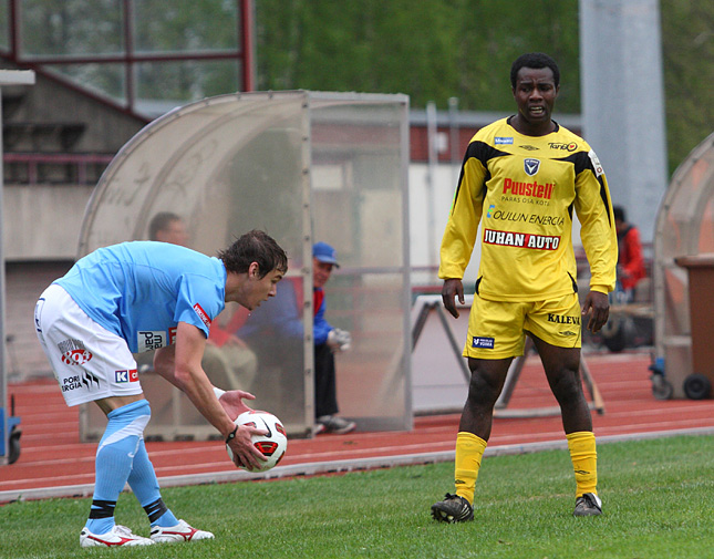 15.5.2011 - (FC PoPa-AC Oulu)