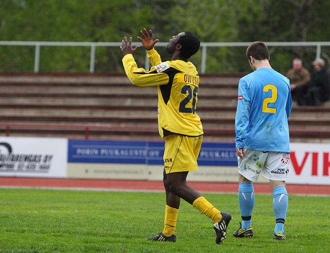 15.5.2011 - (FC PoPa-AC Oulu)