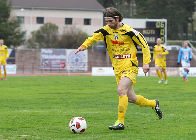 15.5.2011 - (FC PoPa-AC Oulu)