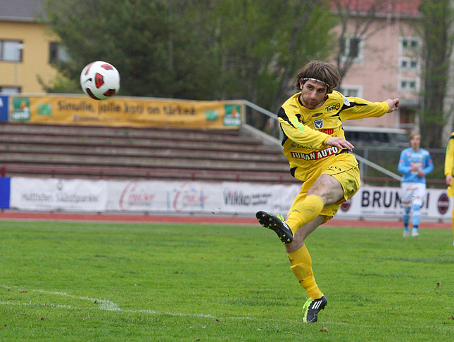 15.5.2011 - (FC PoPa-AC Oulu)