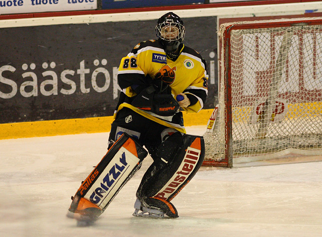 12.1.2010 - (Kärpät-UKP)