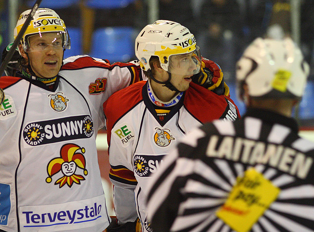 28.1.2010 - (Ässät-Jokerit)