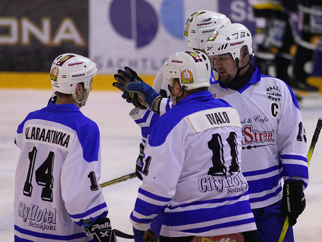 7.2.2010 - (Kärpät-Pallo&Boys)