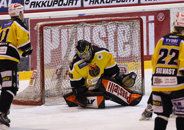 7.2.2010 - (Kärpät-Pallo&Boys)