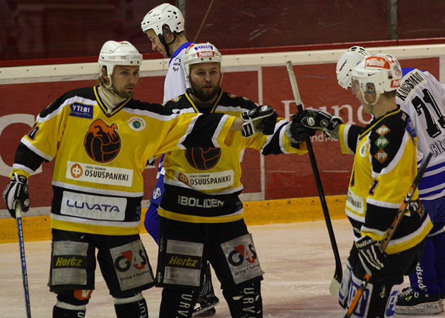 13.2.2010 - (Kärpät-Pallo&Boys)