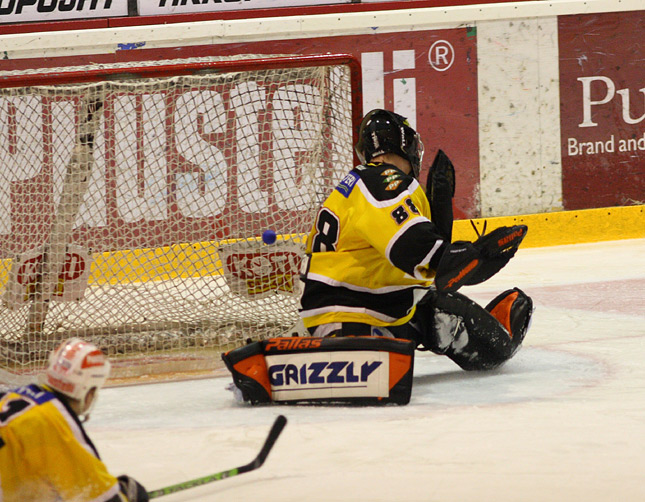 20.2.2010 - (Kärpät-UKP)