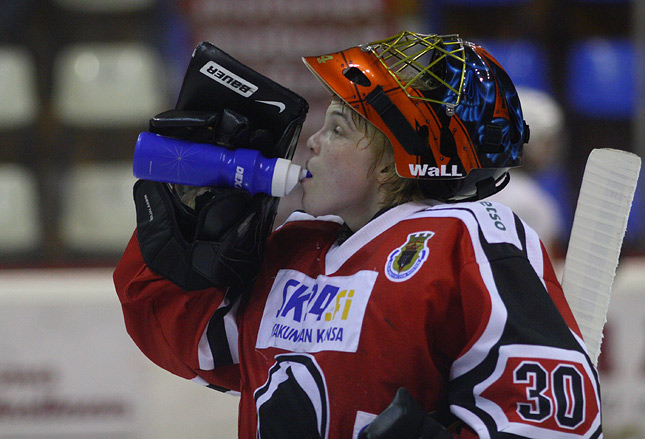 12.3.2010 - (Ässät B-HPK B)