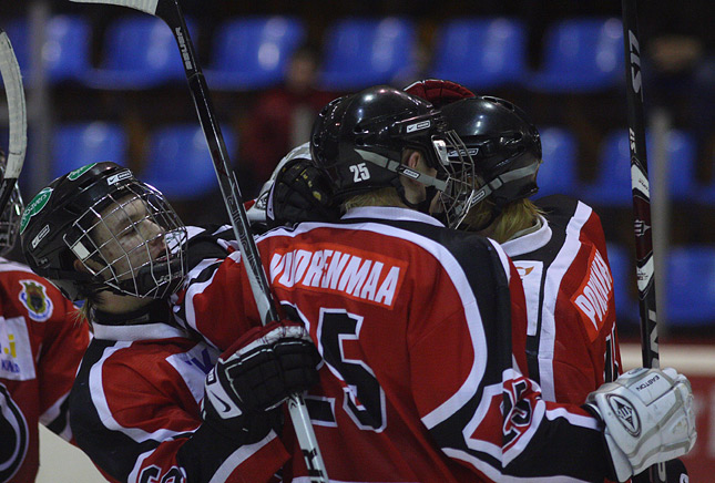 12.3.2010 - (Ässät B-HPK B)