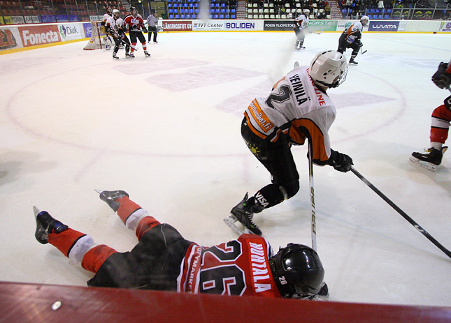 19.3.2010 - (Ässät B-HPK B)