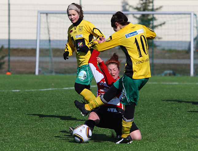 24.4.2010 - (NiceFutis N-Ilves N)