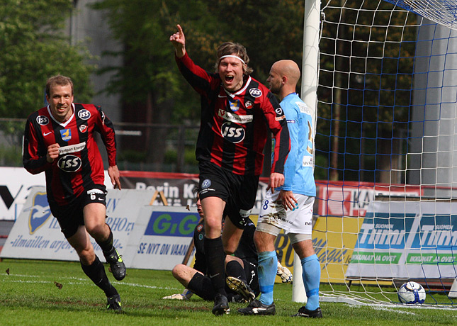 29.5.2010 - (FC PoPa-PK-35 Vantaa)