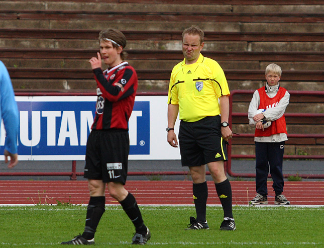 29.5.2010 - (FC PoPa-PK-35 Vantaa)