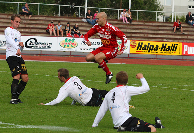 30.6.2010 - (FC Jazz-MuSa)