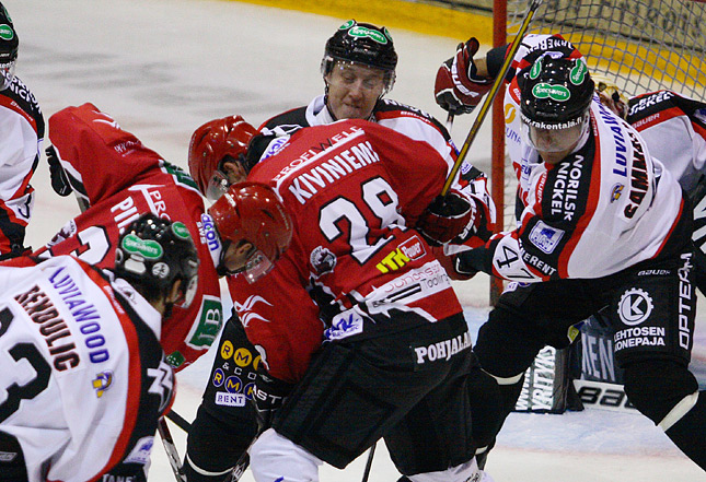 6.8.2010 - (Ässät-Sport)