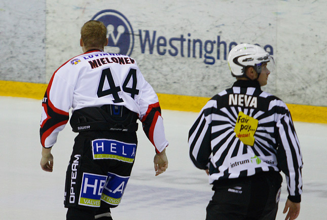 6.8.2010 - (Ässät-Sport)