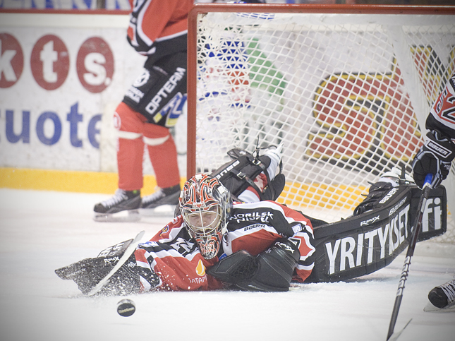 27.8.2010 - (Ässät-Lukko)