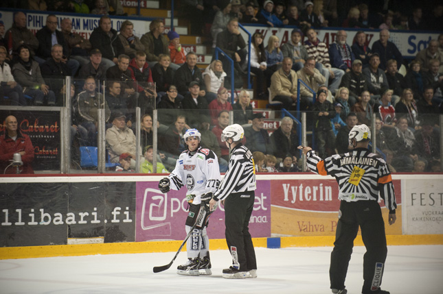 18.9.2010 - (Ässät-TPS)