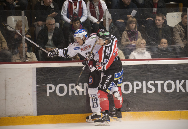 18.9.2010 - (Ässät-TPS)