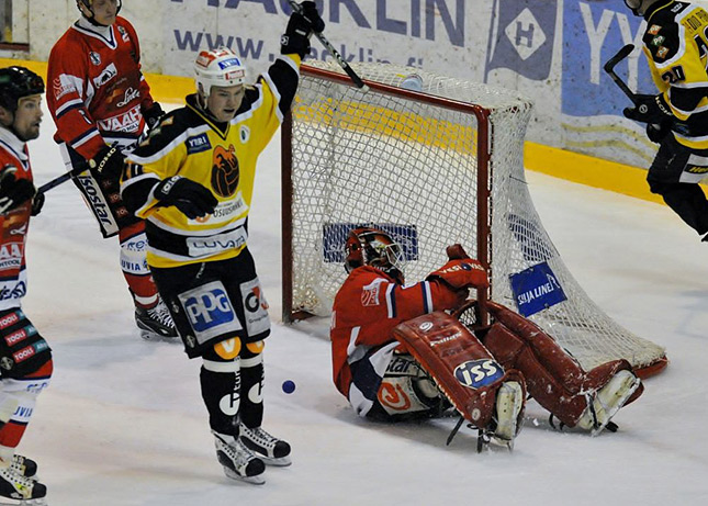 24.10.2010 - (Kärpät-UKP)