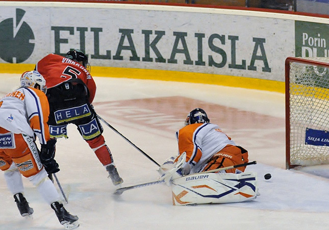 3.11.2010 - (Ässät A-Tappara A)