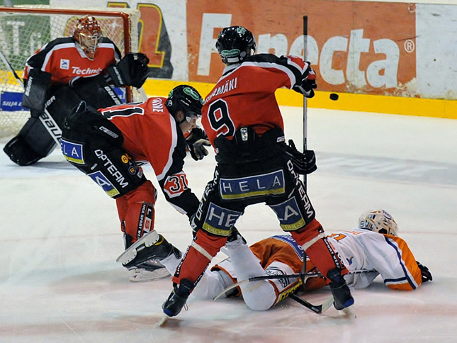 3.11.2010 - (Ässät A-Tappara A)