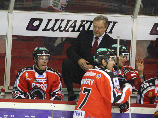 30.11.2010 - (Ässät-Kärpät)