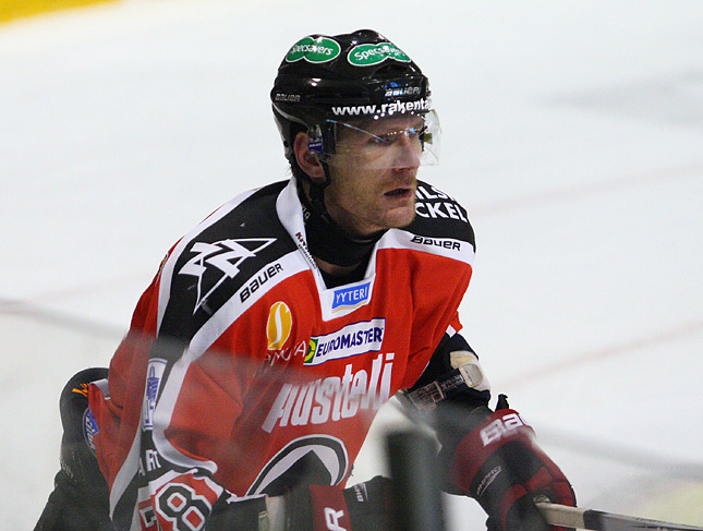 30.11.2010 - (Ässät-Kärpät)