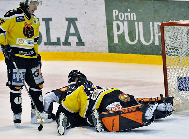 20.11.2010 - (Kärpät-RB-Oulu)