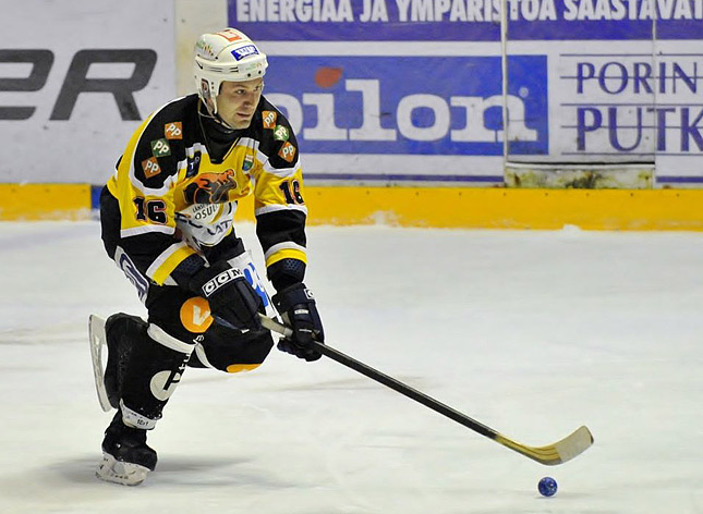 20.11.2010 - (Kärpät-RB-Oulu)