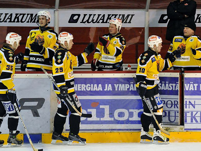 20.11.2010 - (Kärpät-RB-Oulu)