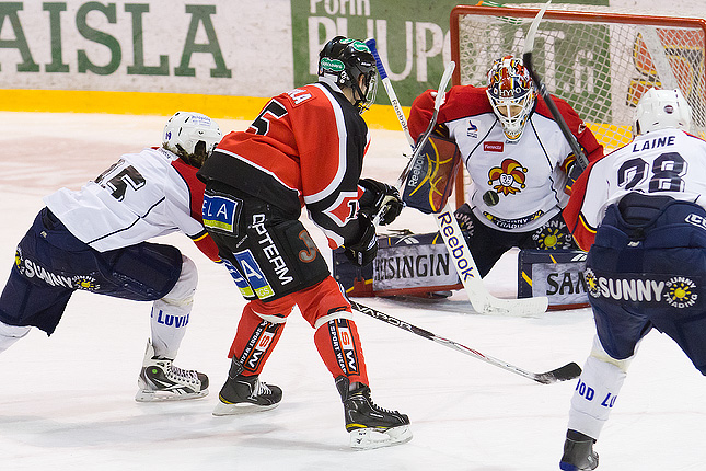 15.12.2010 - (Ässät A-Jokerit A)