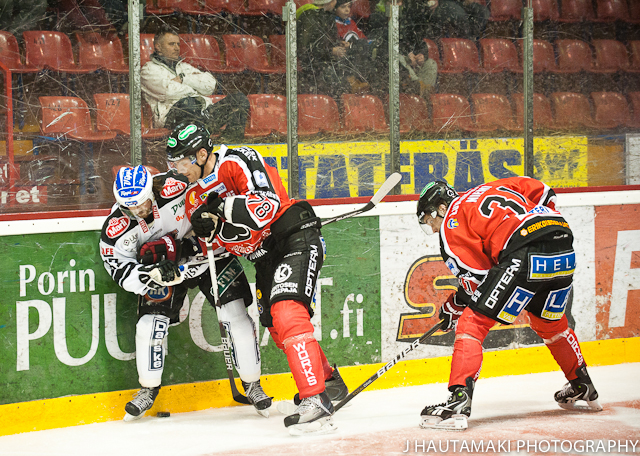 13.1.2011 - (Ässät-TPS)