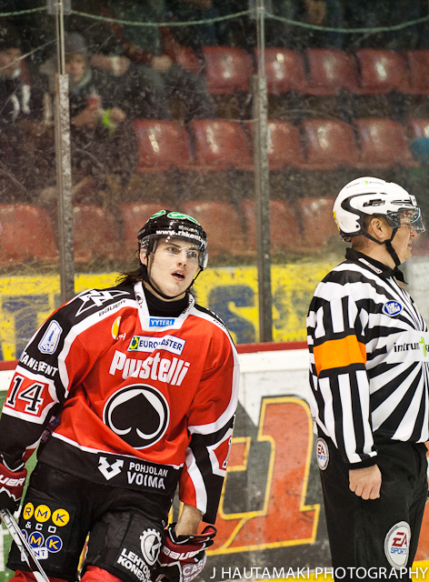 13.1.2011 - (Ässät-TPS)