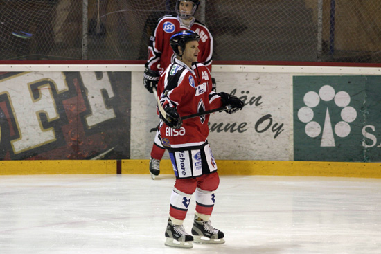 2.12.2004 - (Ässät-Kärpät)