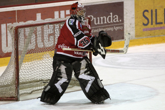 2.12.2004 - (Ässät-Kärpät)