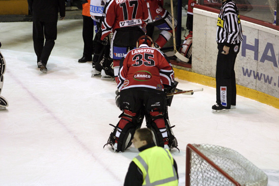 2.12.2004 - (Ässät-Kärpät)