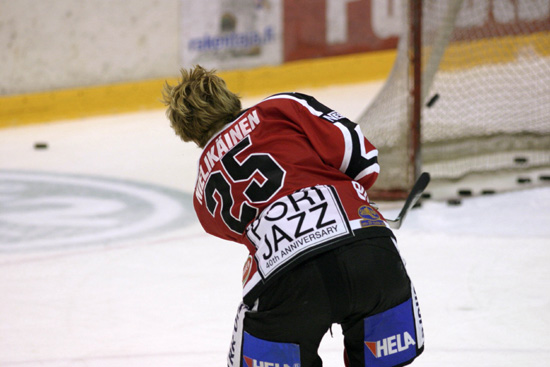 2.12.2004 - (Ässät-Kärpät)