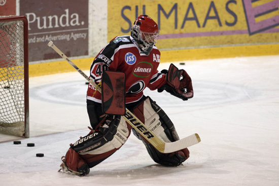 2.12.2004 - (Ässät-Kärpät)