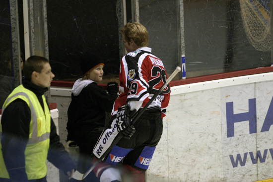 2.12.2004 - (Ässät-Kärpät)