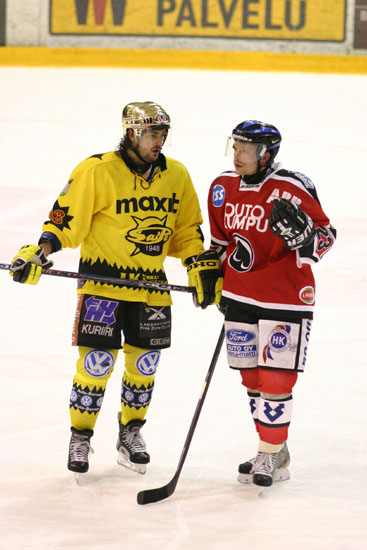 20.11.2004 - (Ässät-SaiPa)