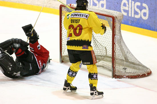 20.11.2004 - (Ässät-SaiPa)