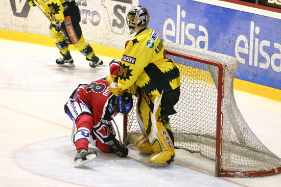 20.11.2004 - (Ässät-SaiPa)