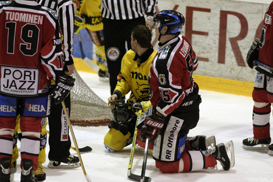 19.2.2005 - (Ässät-SaiPa)