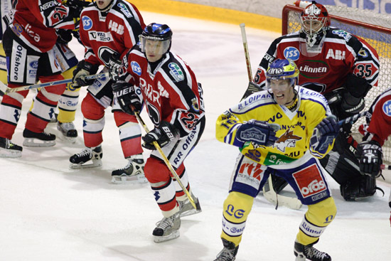 19.10.2004 - (Ässät-Lukko)