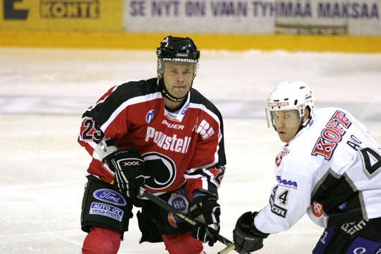 24.9.2005 - (Ässät-TPS)