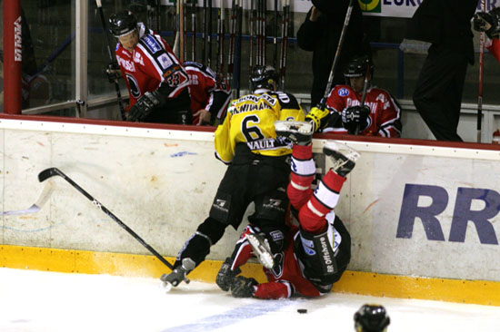 29.10.2005 - (Ässät-SaiPa)