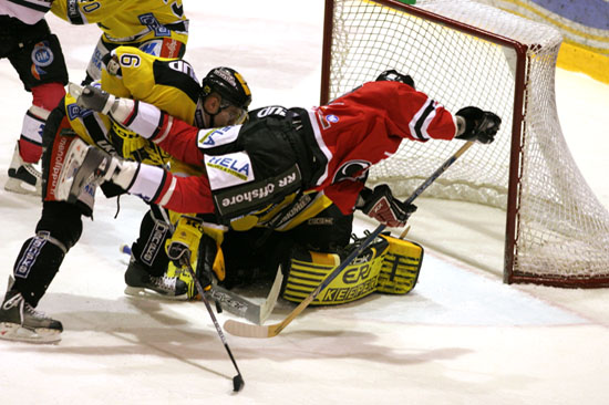 29.10.2005 - (Ässät-SaiPa)